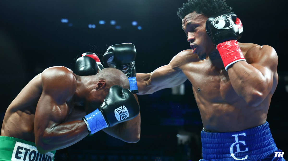 trboxing's tweet image. A magical night on the island 🇵🇷