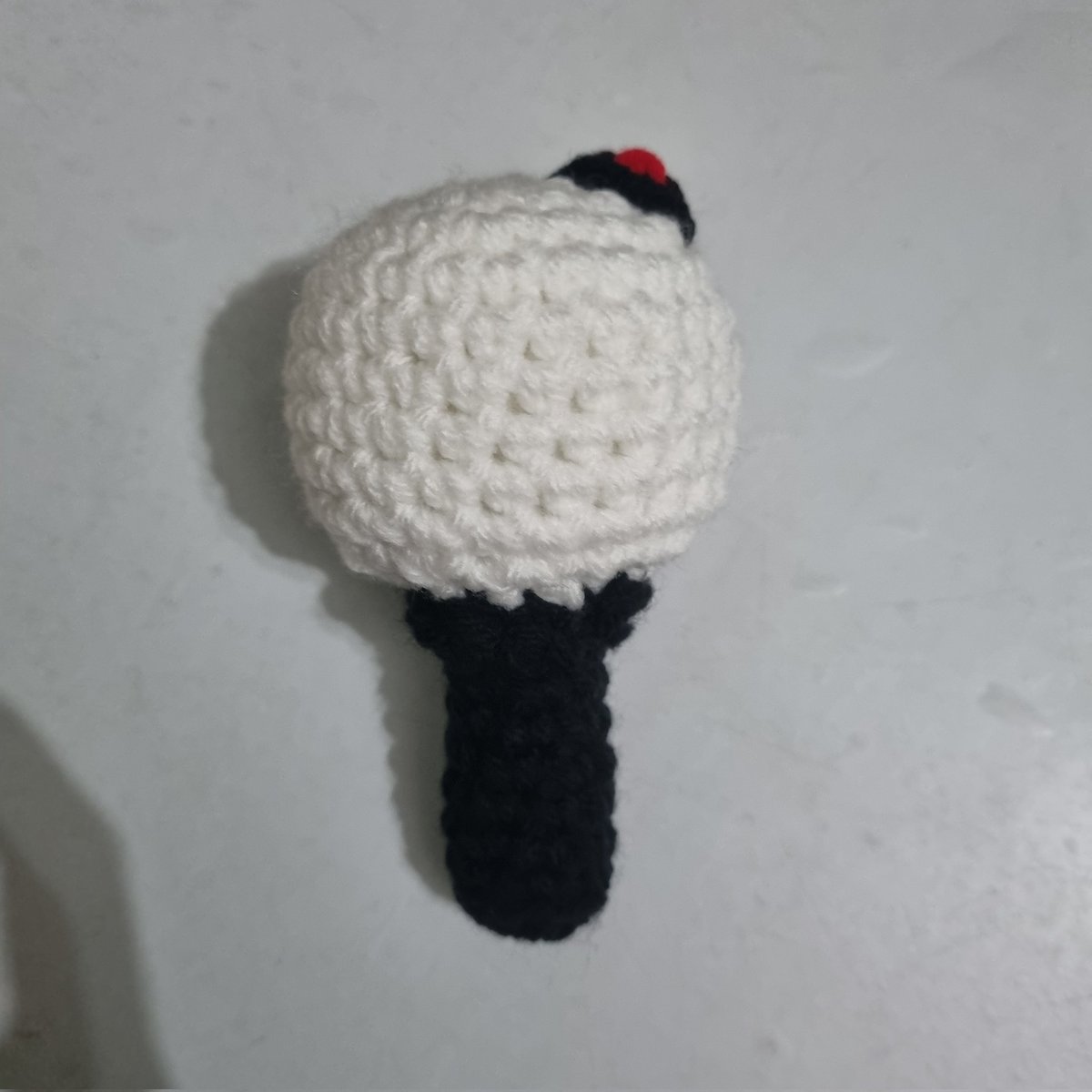 vamgukie's tweet photo. my first giveaway ୨୧⸝⸝˙˳⑅˙⋆
{ 💌crochet tiny armybomb }

[for 🇮🇳 army's only] 
1 winner 💜 

◇ follow 
◇ like and rt
| ends on 7th feb https://t.co/jTUMn0UEVm