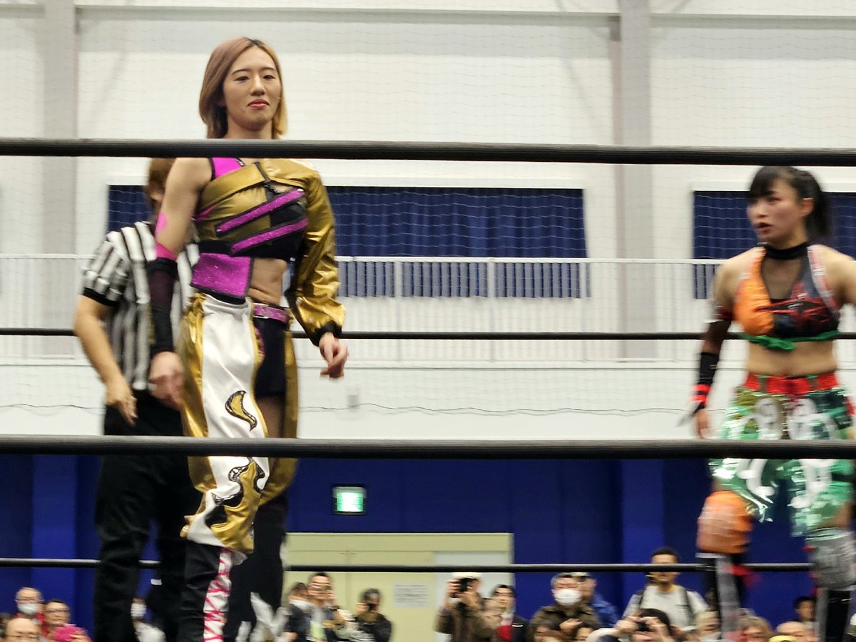 akiri0014's tweet image. #海乃月雫
#KONOHA
#プロレスの聖地復活

海乃さんの握手に、忍者は握れませんでした😆