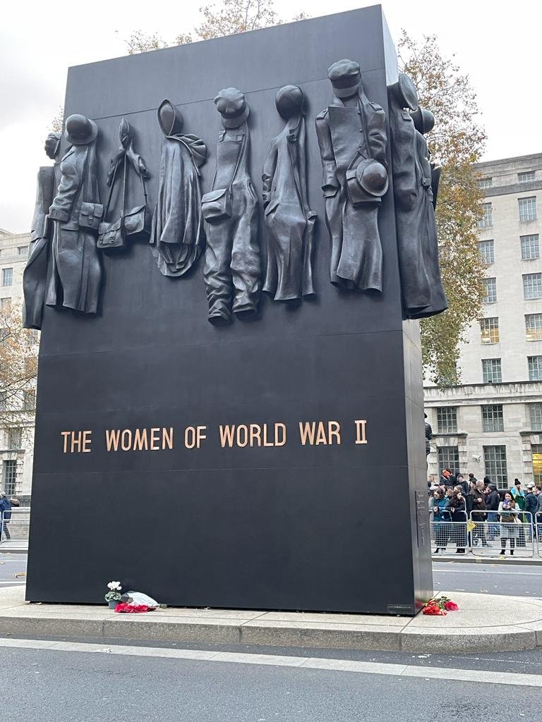 DrHelenFry's tweet photo. 7 million women served during the Second World War.

Lest we forget the sacrifices made by these women for the freedoms we enjoy today. https://t.co/k3vZgE39Il
