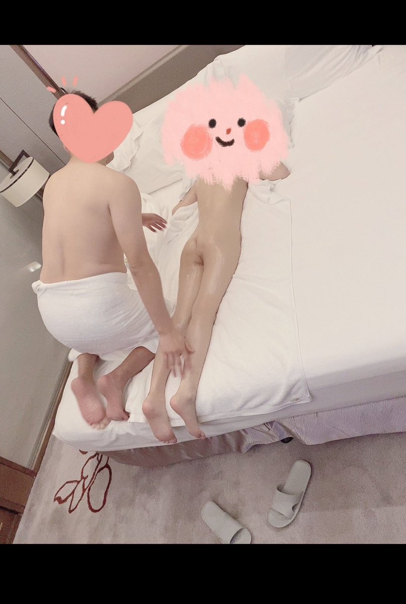 单男开始给老婆按摩了！😍😍😍