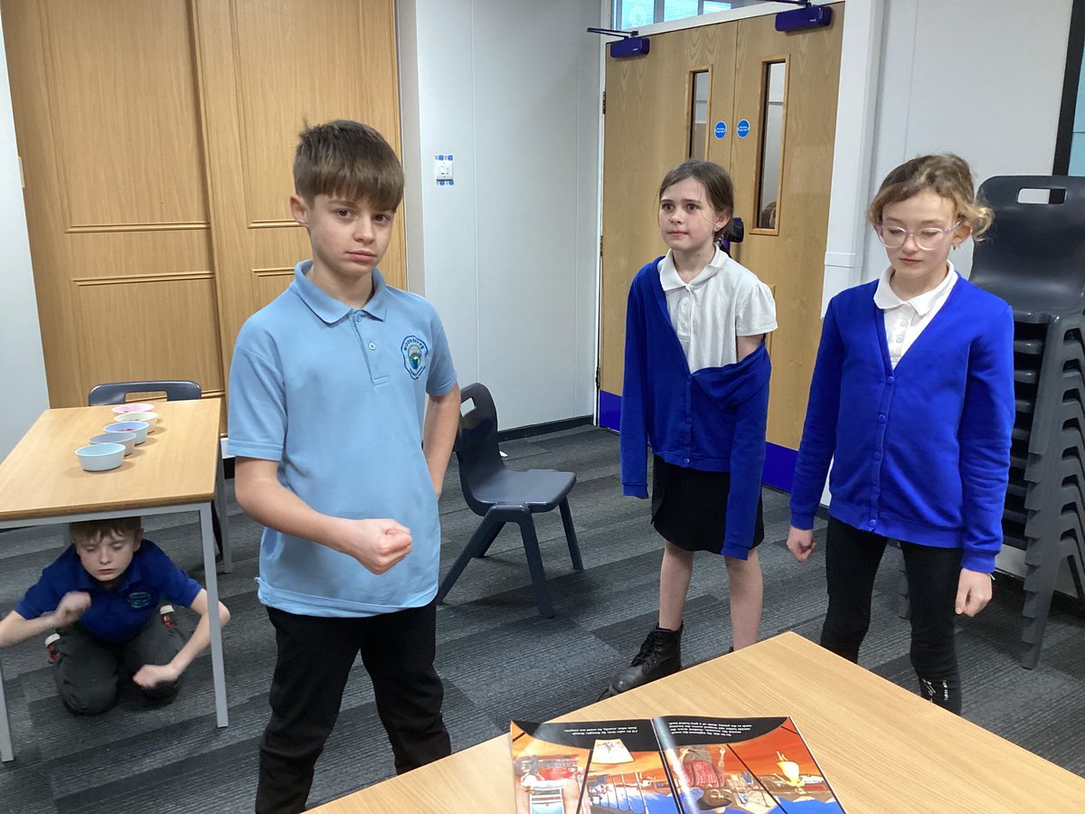 woodsettsy5's tweet photo. Freeze-Framing three characters’ unique stories! 📖🎭 @WoodsettsSchool https://t.co/GoWY7s2DeQ