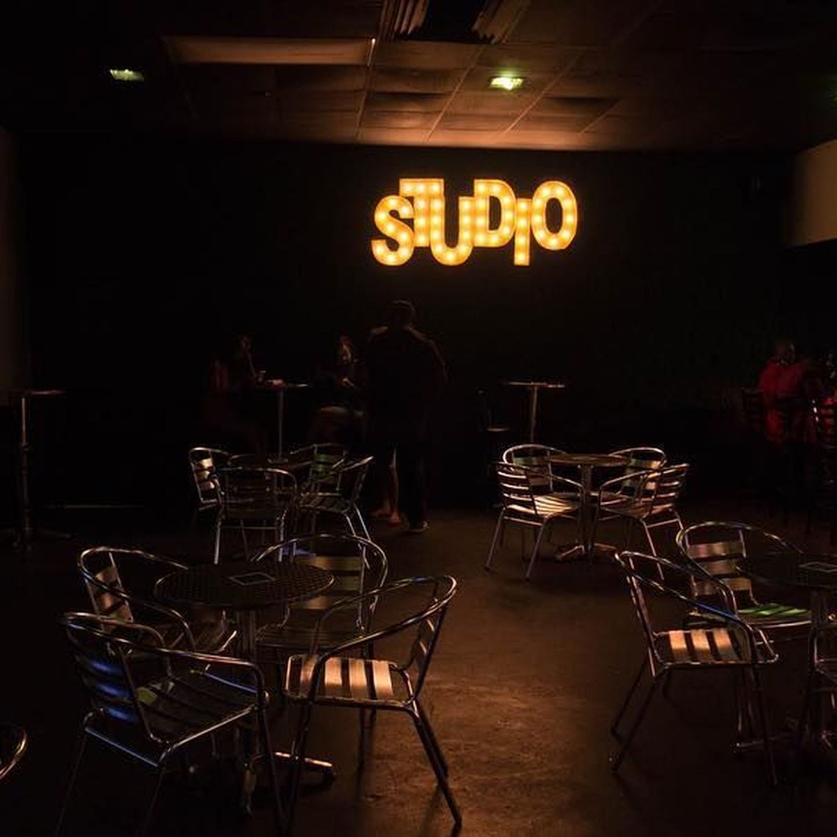 Studio Neighborhood Bar tweet media