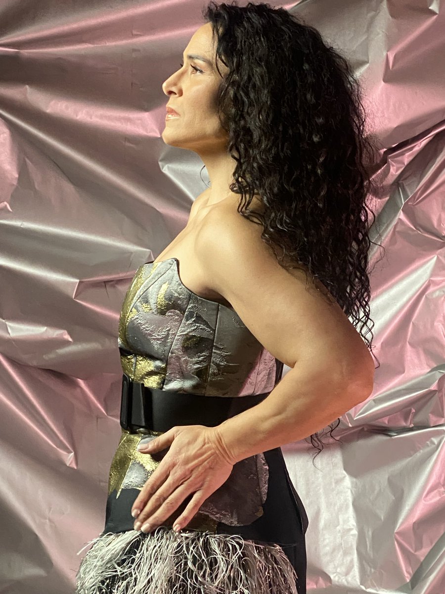 RosaLopez's tweet photo. Diseño de @AnaAnmargo para los premios Carmen en Granada https://t.co/AXss5MD12f