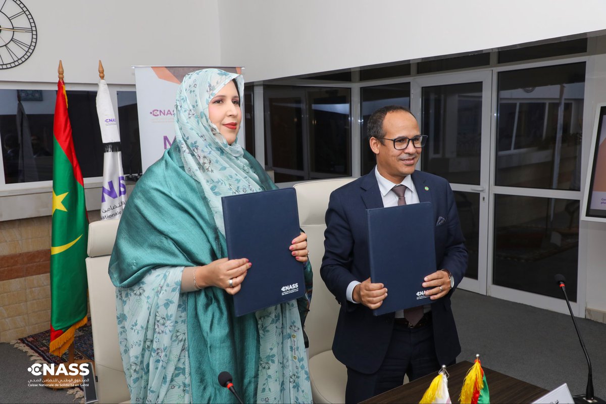 CNASSMauritanie's tweet photo. Madame Amal CHEIKH ABDALLAHI, Directrice Générale de la CNASS, et Monsieur Abdel Fettah ABDEL FETTAH, Directeur Général de l’Agence Nationale pour l’Emploi TECHGHIL, ont signé une convention de partenariat au service de l’emploi et de la protection sociale. ✍🏽🫱🏾🫲🏼
#Cnass #Santé https://t.co/sKKLRmEKKh