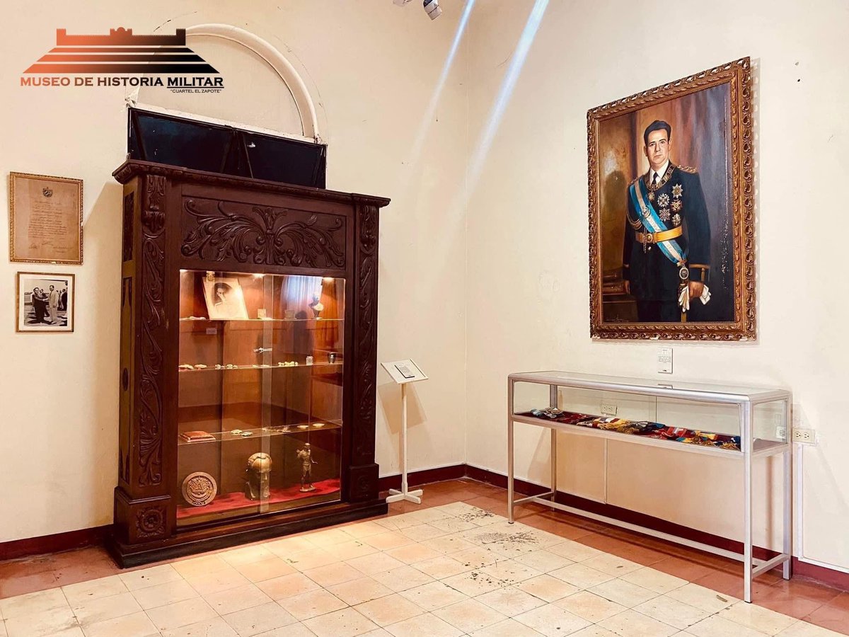 museomilitaresa's tweet image. 🇸🇻 Visite el Museo de Historia Militar y conozca la Sala del expresidente José María Lemus, donde podrá apreciar objetos, condecoraciones y parte de su legado histórico.

📍 Museo de Historia Militar, Cuartel El Zapote

¡Le esperamos!

#MuseoMilitar #HistoriaSV #Cultura