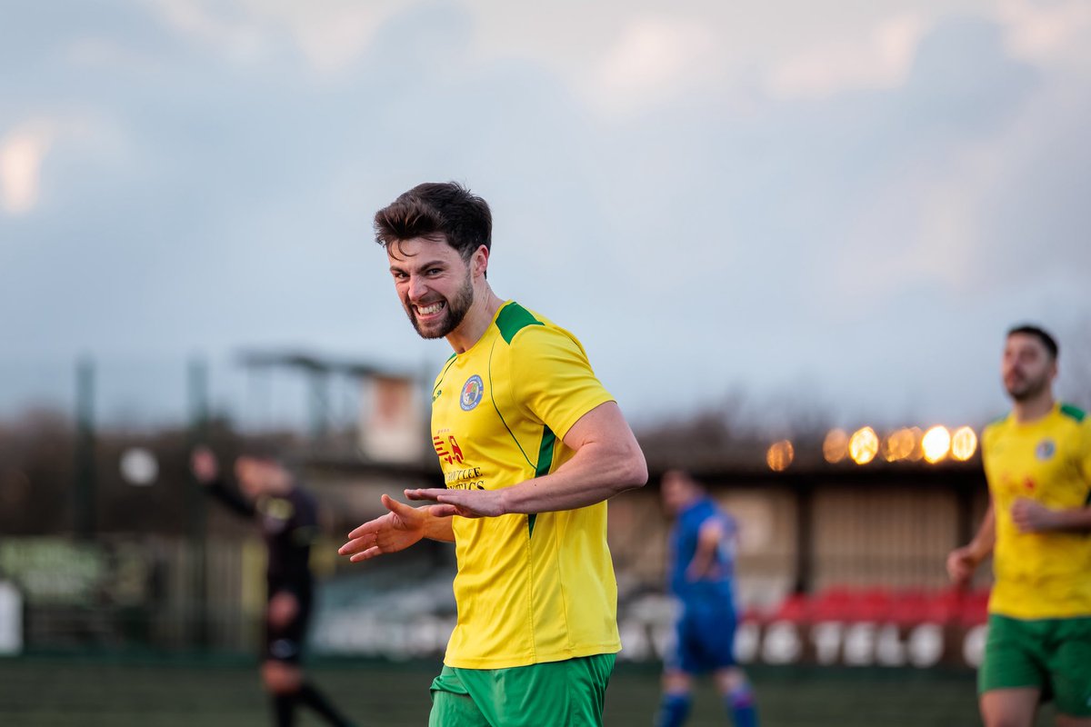 Kyle Davis tweet media