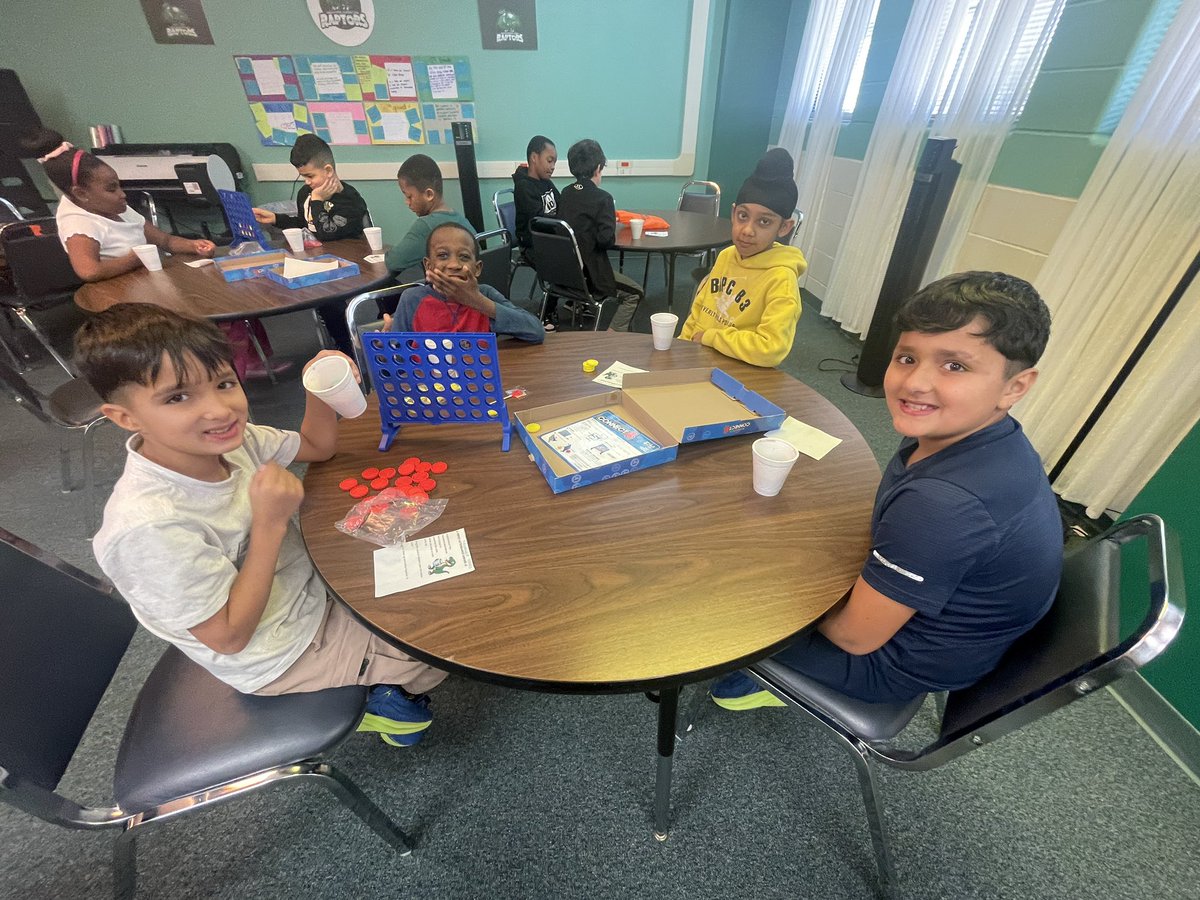 Elena Gonzalez tweet media