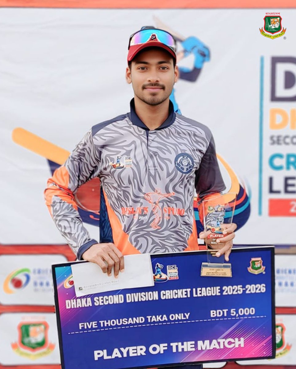BCBtigers's tweet image. Player of the match: Jober Hossain Nirjon (Dhaka Wanderers club), 90 (87)

Dhaka Wonderers Club VS Banani Cricket Club

#BCB #DCL #Cricket #Bangladesh