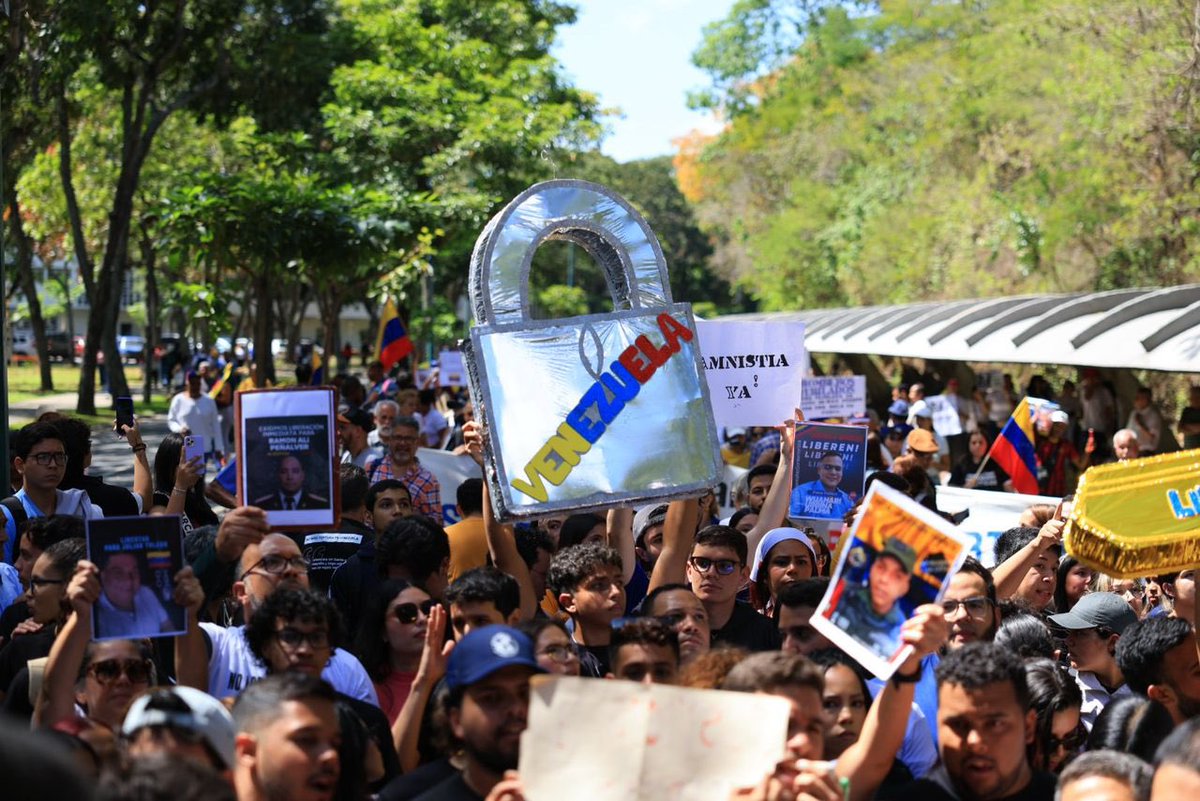 Estudiantes con Vzla tweet media