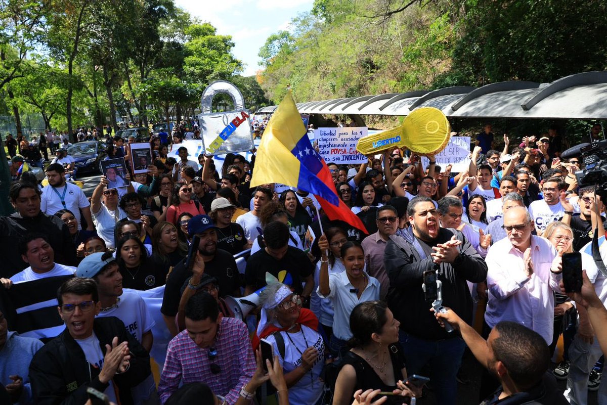 Estudiantes con Vzla tweet media