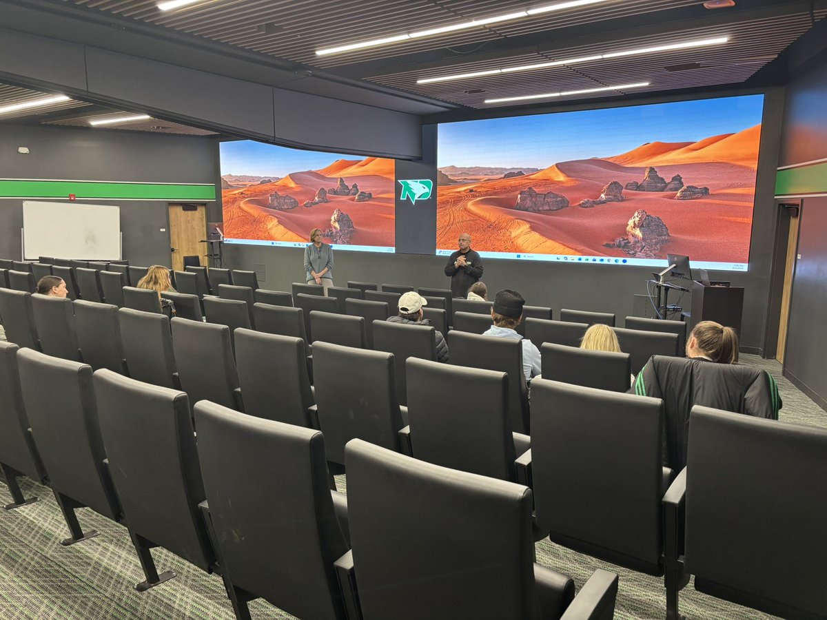 UND Student-Athlete Leadership tweet media