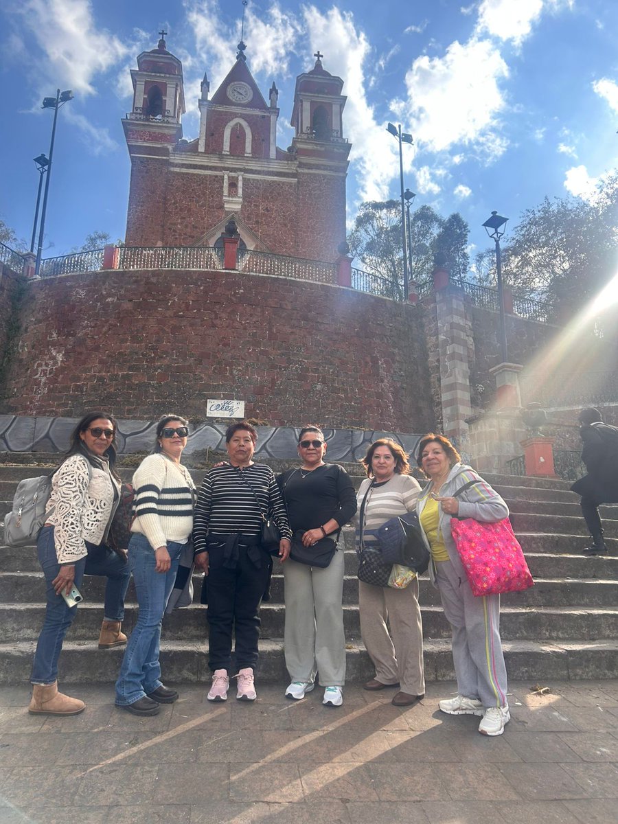 #PuebloMagicoMetepec, nuestro Pueblo Mágico dio la bienvenida a un grupo de visitantes de Ecatepec quienes disfrutaron de los lugares emblemáticos de Metepec, siendo su anfitrión la Agencia de Viajes Xinan.