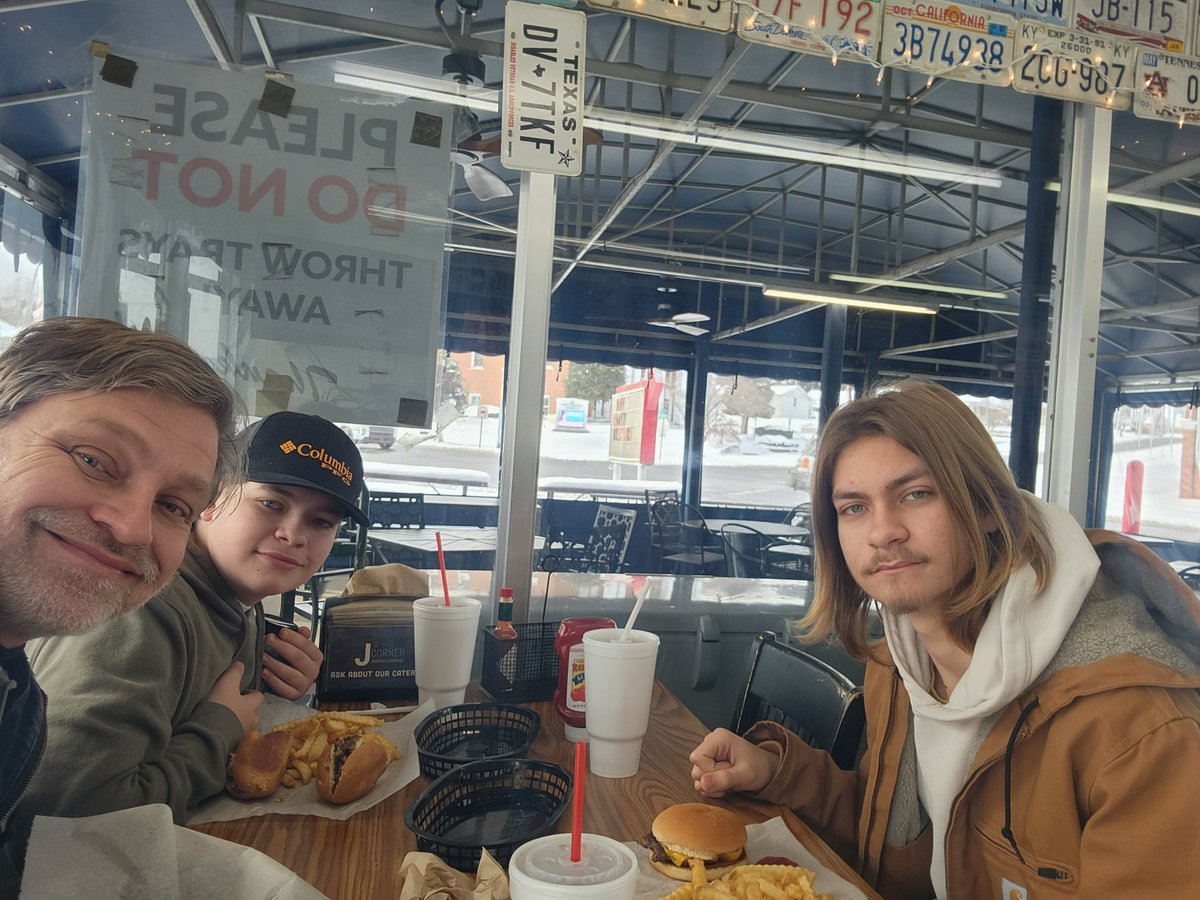 wes wright tweet media