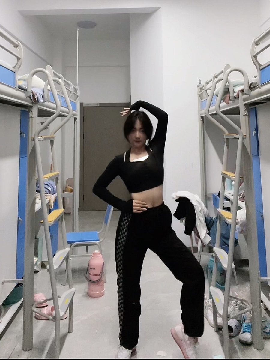 恋鞋患者 tweet media