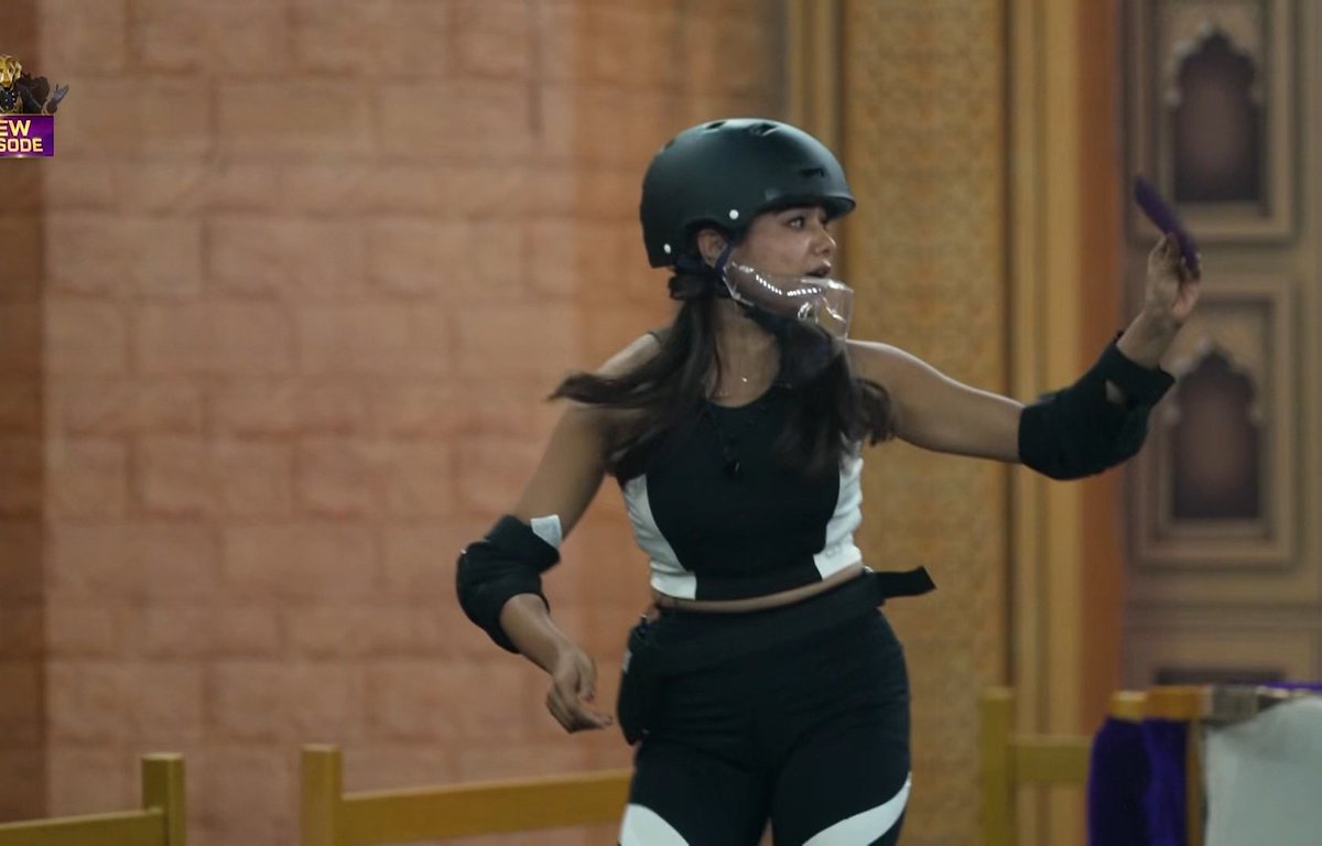its_SanyHere's tweet photo. I Never Liked Manisha But In this Game really impressed by her as of Now she's Doing Great..
No Noice 
Only Performance ✓
#ManishaRani #The50

https://t.co/yemoX3npNg https://t.co/TUoDbIYtWL