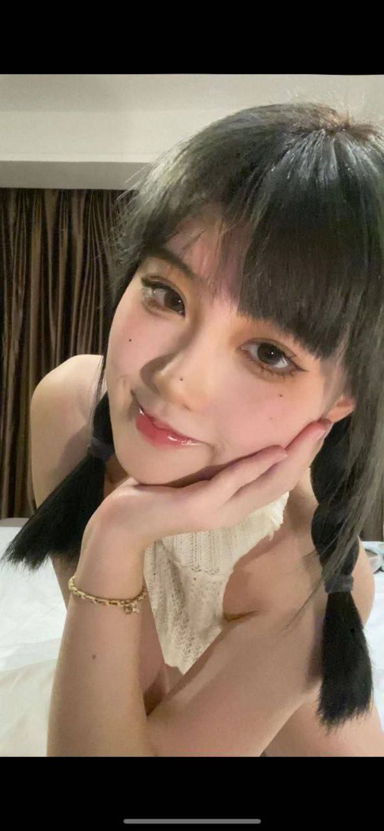 想玩我衣物之下的大胸吗，点个赞来约我