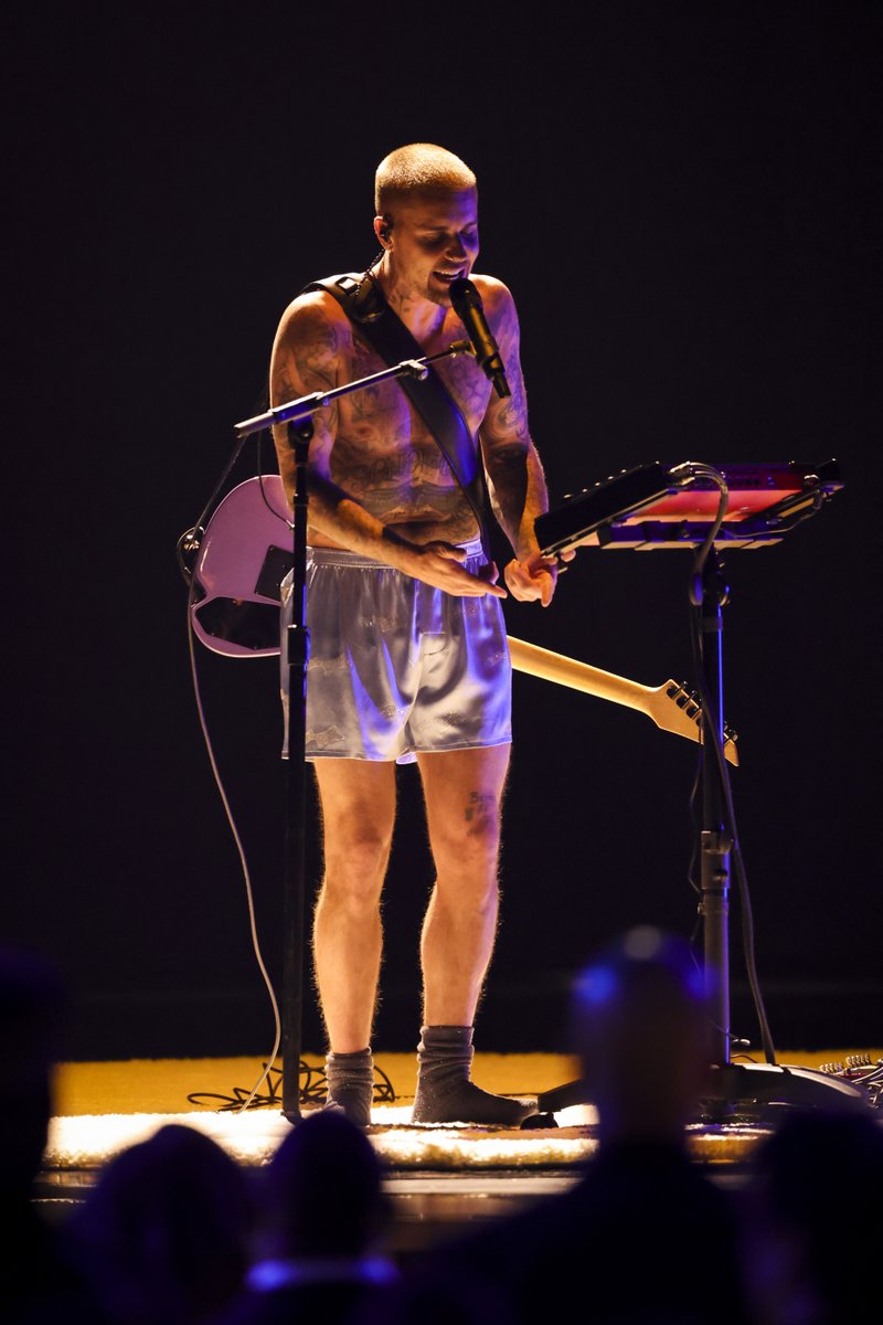 MTV's tweet image. Still thinking about @justinbieber's #GRAMMYs performance.