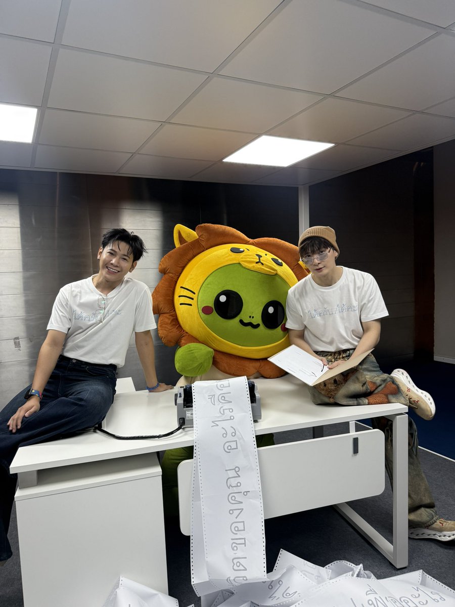 KING MAN tweet media