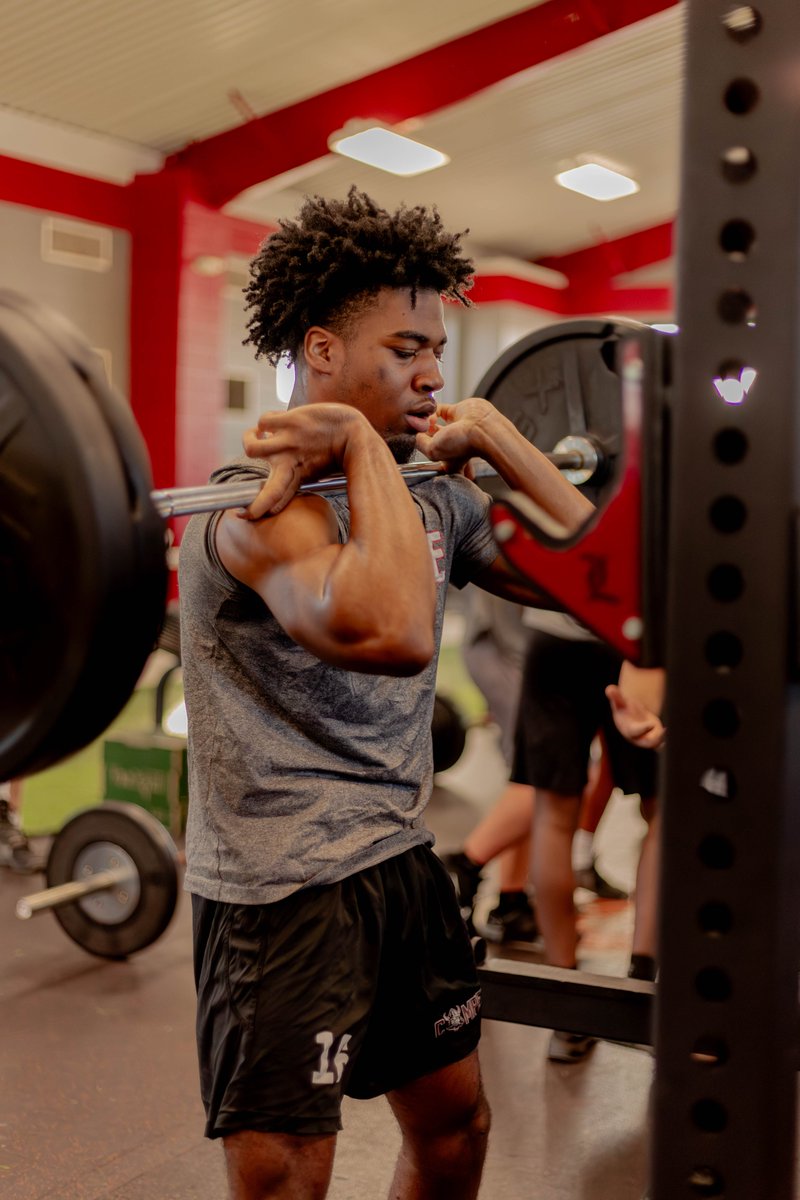 Lowndes Football tweet media