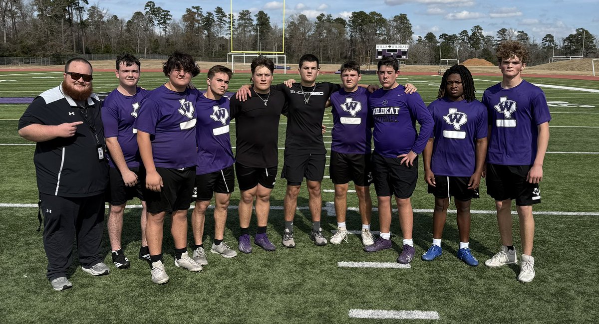 Coach__fitz's tweet photo. Congrats to our Big Body competition team of the week! Led by Offensive Lineman @OwenGriffin7010 and Coach H. Thomas! Everything matters!! https://t.co/c1gs3eZM6j