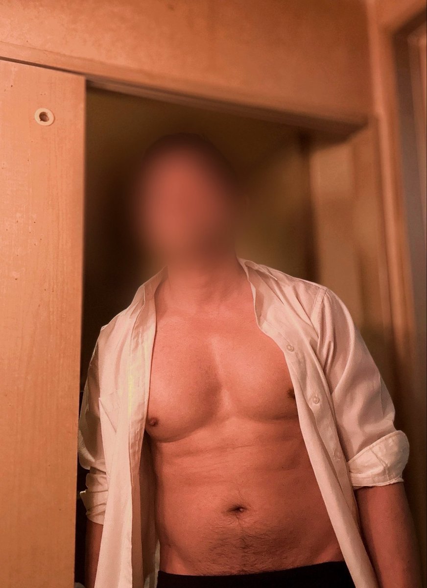 emspito's tweet image. 仕事遅くなったから今夜は腕立て2種×3セット+少プロテイン
#筋トレ
#宅トレ