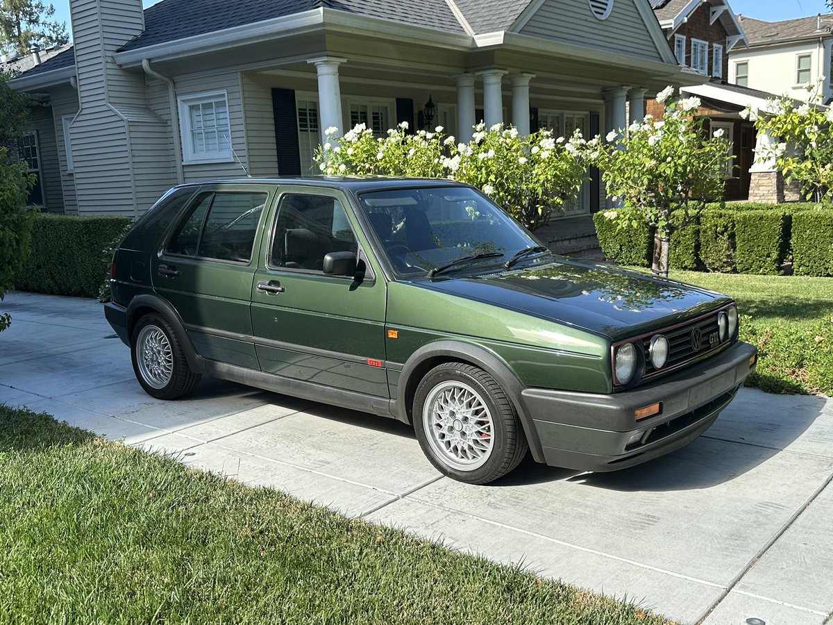 angyukshing's tweet photo. @HagertyUK Here’s mine.  RHD.  Now in California https://t.co/HNh9S1x739
