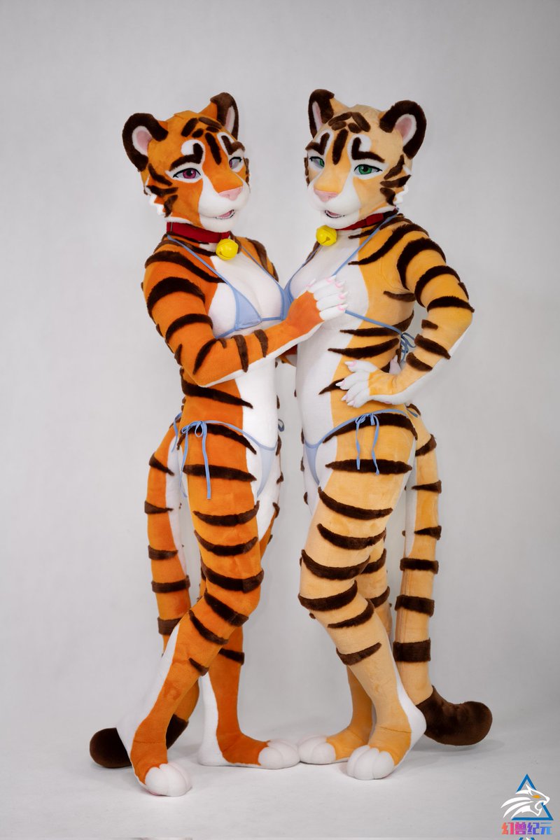 HSJY_Fursuit's tweet photo. Finished Product Sale
Selling two CHI series tiger fursuits as a set (sister designs, not separate). Fits wearers around 170cm tall and 60kg (any gender). For fit inquiries or more photos, feel free to DM or add Telegram ID：@pohuXvX
🥳🥳🥳 https://t.co/ENiLAWUrSv