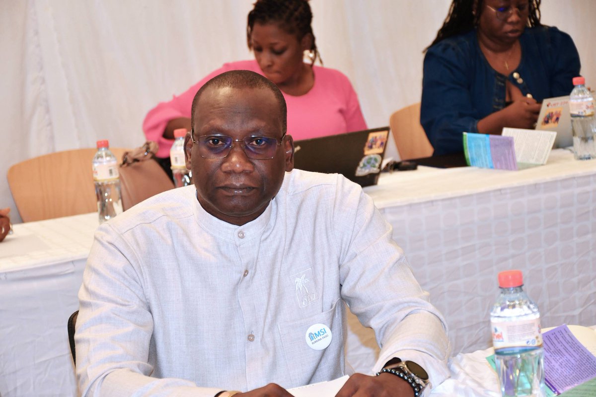 CAPSSR - BF tweet media