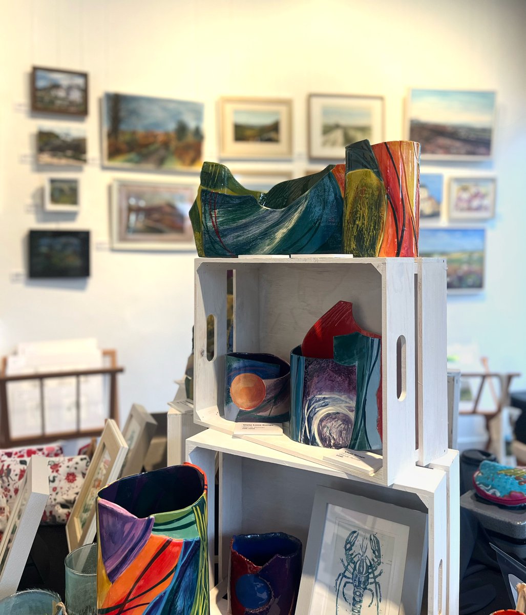 Colonnade House tweet media