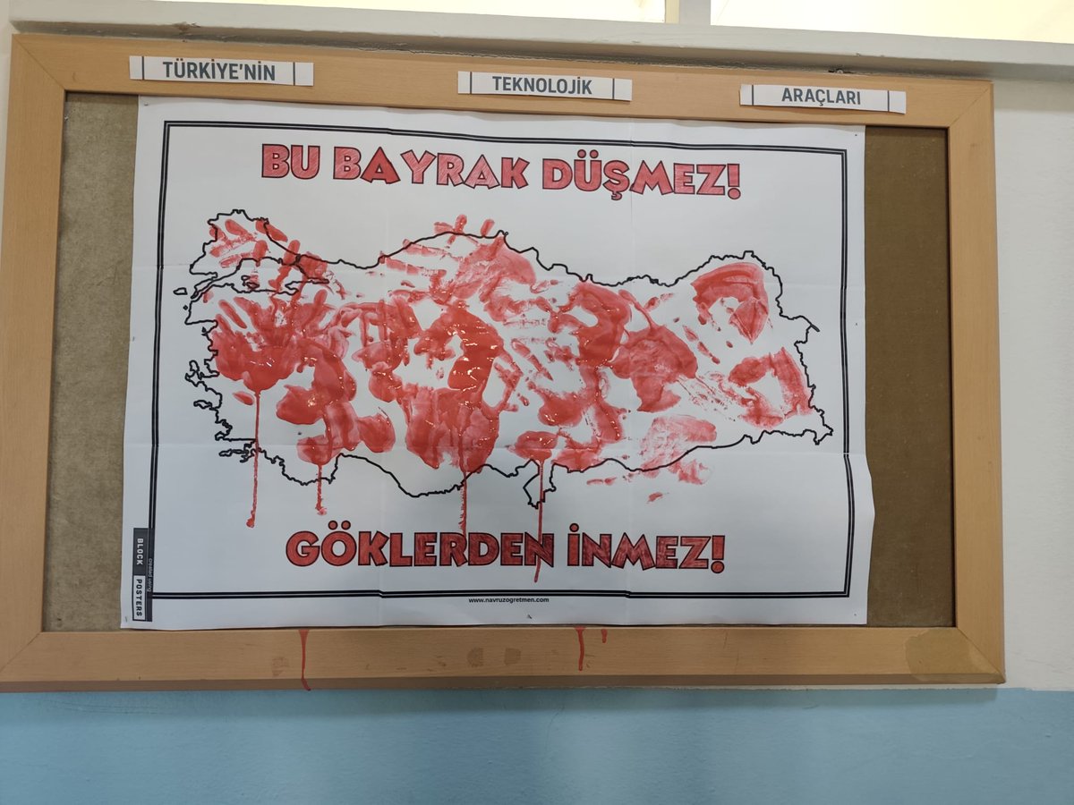 iznikEMTAL's tweet photo. "İlk Derste Bayrak" etkinliklerimiz hafta boyunca sürüyor. @bursailmem16 @iznikmem16 @tcmeb https://t.co/hmHmqF3E8a