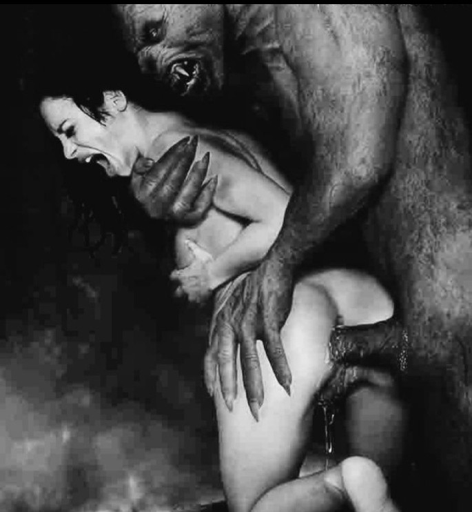 Si te encuentras con el diablo correcto 
Descubre que también puedes jugar con fuego 
#MiDiabloMiLobo
Mostrándome toda la oscuridad de su infierno . 
#MiOscuridadSuPlacer