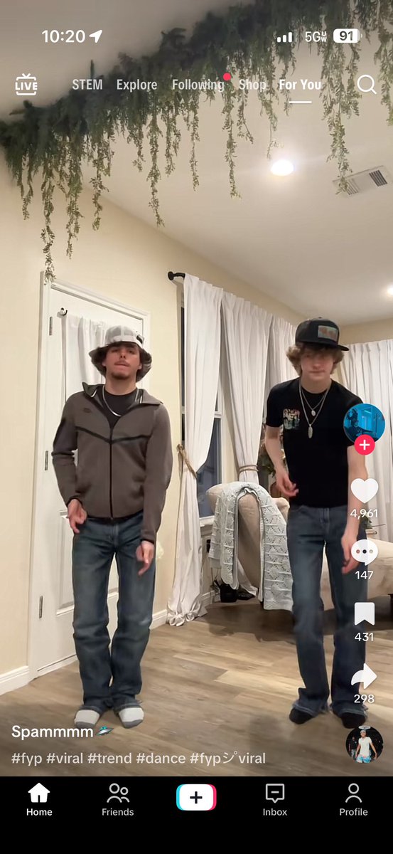 Dickson Cider-Box tweet media