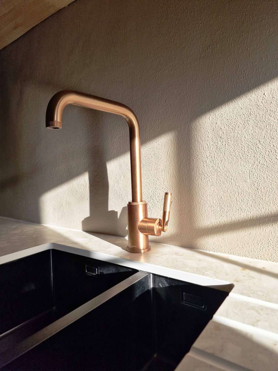 Jonathan Rhind tweet media