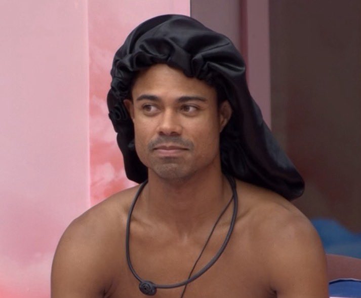 QGdoPOP's tweet image. Breno diz que o pós #BBB26 de Marcelo será igual do Gil Do Vigor:

“Seu pós vai ser tipo Gil do Vigor, vocês são muito parecidos. Você é engraçado, divertido as marcas vão te amar”.