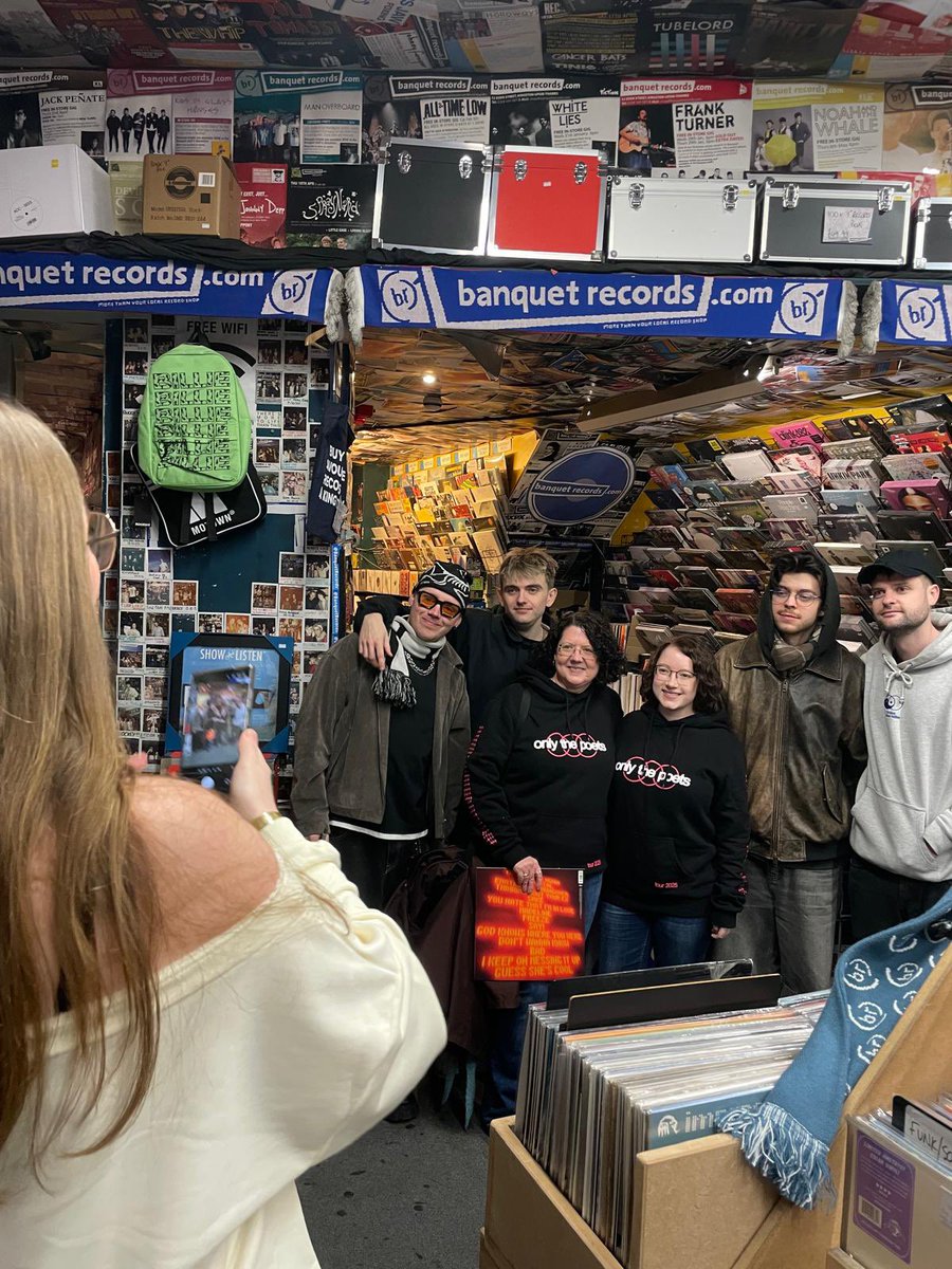 Banquet Records tweet media