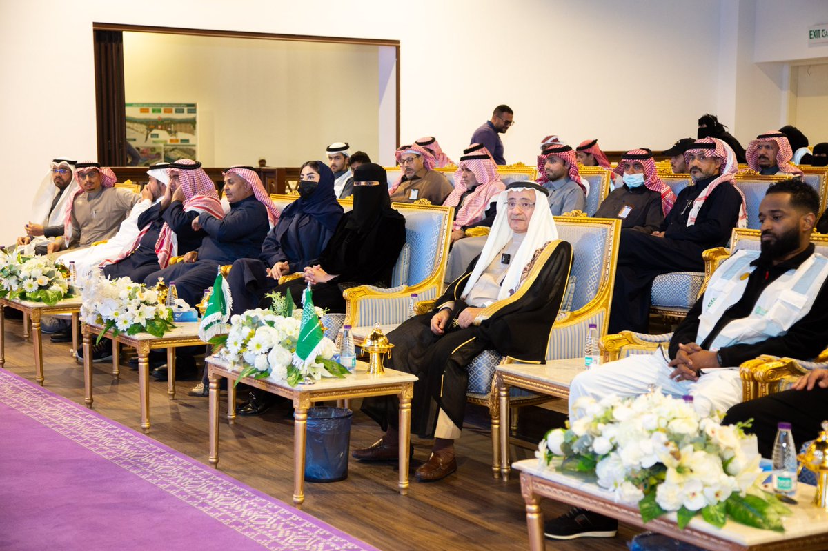 tabukm's tweet photo. صور|📸

أطلق أمين منطقة #تبوك م.حسام اليوسف وبحضور مدير عام التطوع بـ@saudimomrah أ.نوير الهضيل، أعمال فريق منظومة الطوارئ والأزمات التطوعي، ضمن خطة الأمانة لعام 2026م التي تستهدف تدريب وتأهيل 360 متطوعًا ومتطوعة، عبر 7 مسارات بإجمالي 21,600 ساعة تطوعية لدعم الجاهزية والاستجابة السريعة لحالات الطوارئ.

#تطوعك_يبني_مستقبلك