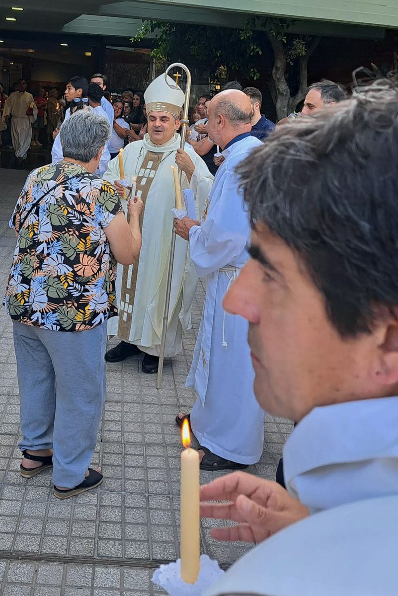 🙏🕯️Este lunes, el Padre Obispo <a href="/maximargni/">Maxi Margni</a> presidió la Misa de la Presentación del Señor en la Catedral de Avellaneda-Lanús, junto a consagrados y consagradas. La celebración se dio en el marco de la Jornada Mundial de la Vida Consagrada (en Argentina se celebra el 8/9)