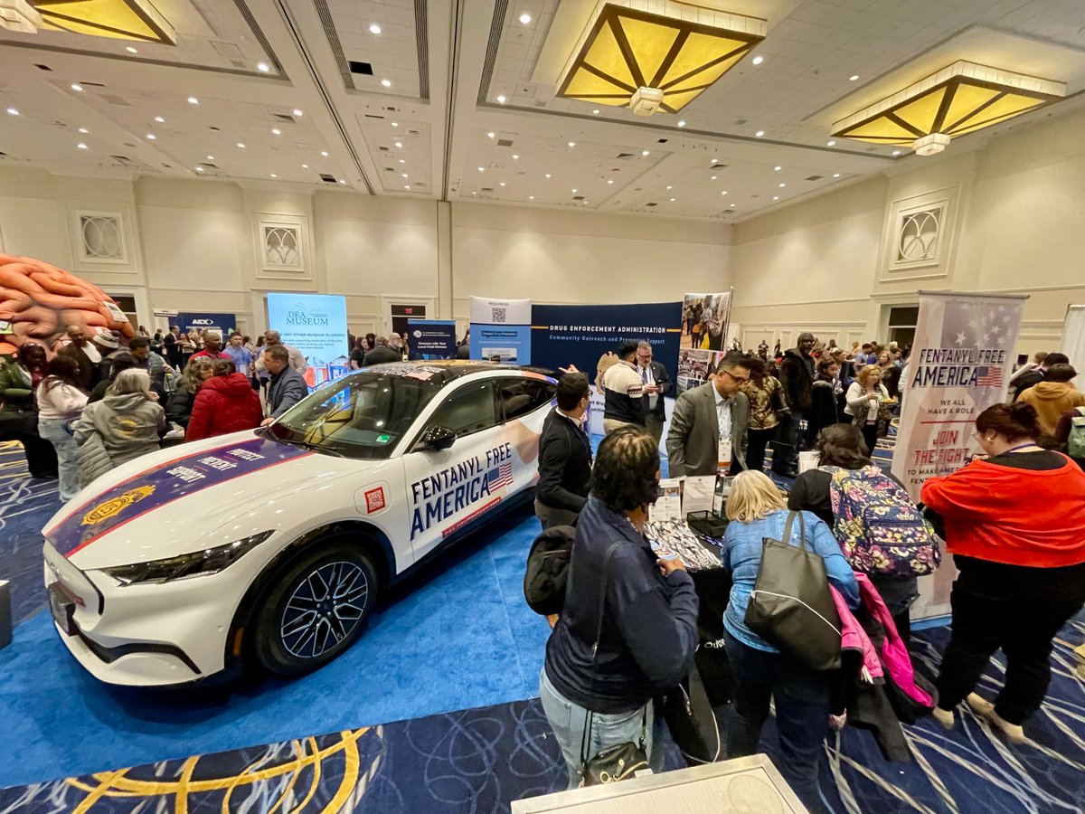 DEAHQ's tweet photo. DEA Community Outreach and Prevention Support is proud to exhibit at @CADCA โs 36th Annual National Leadership Forum in National Harbor, MD. DEA remains committed to empowering communities with the tools and knowledge on prevention to combat drug misuse and save lives #CADCAForum https://t.co/1T4I6lqZWo