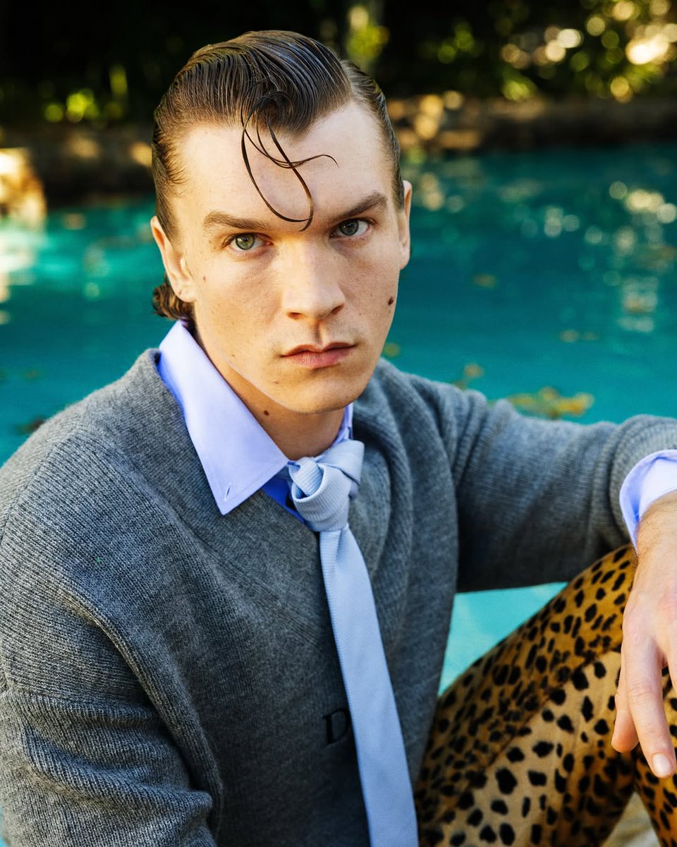 storriephotos's tweet image. New outtakes from Connor Storrie's photoshoot for Behind the Blinds Magazine.

Behind the Blinds | Instagram.