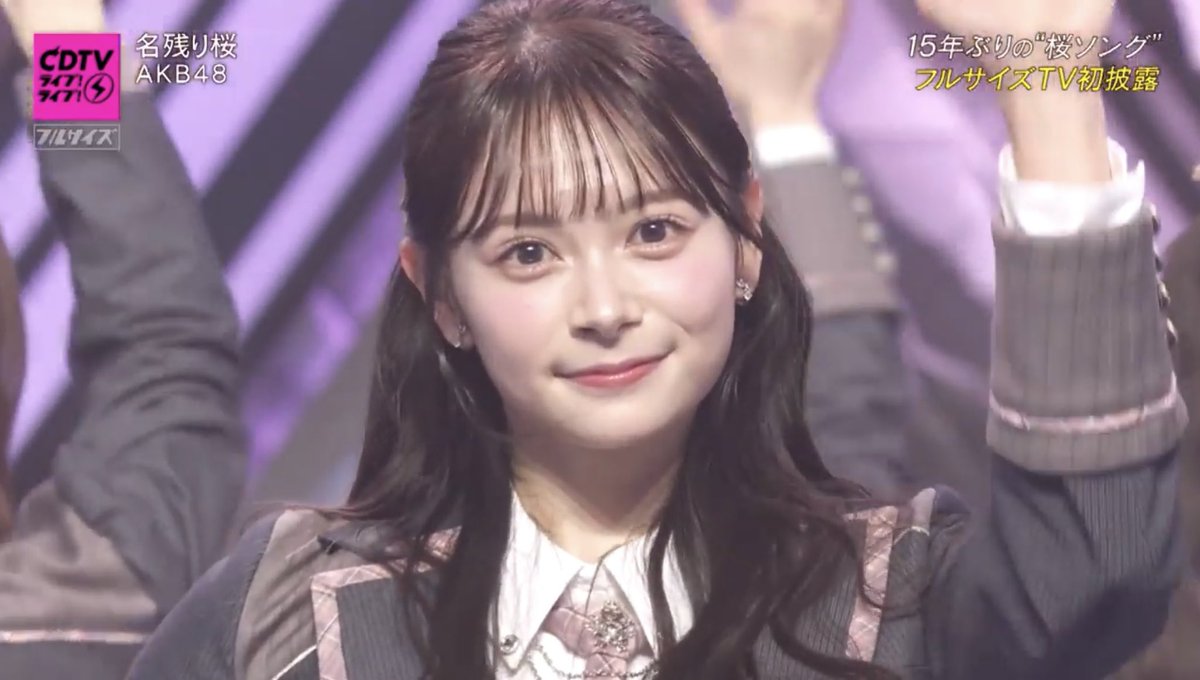 今のAKBセンターの子の顔面AI超えてて凄い。衝撃