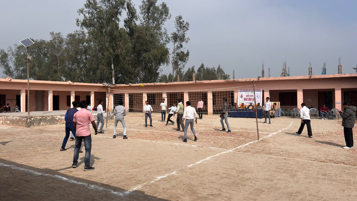 खेलो भारत ब्रज प्रांत के शाहजहांपुर जिला की जलालाबाद नगर इकाई द्वारा आयोजित नगर खेल कुंभ के अंतर्गत बॉलीवॉल प्रतियोगिता का आयोजन किया गया।

#KheloBharat #ABVPBraj