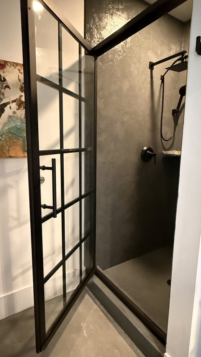 divided.style tweet media