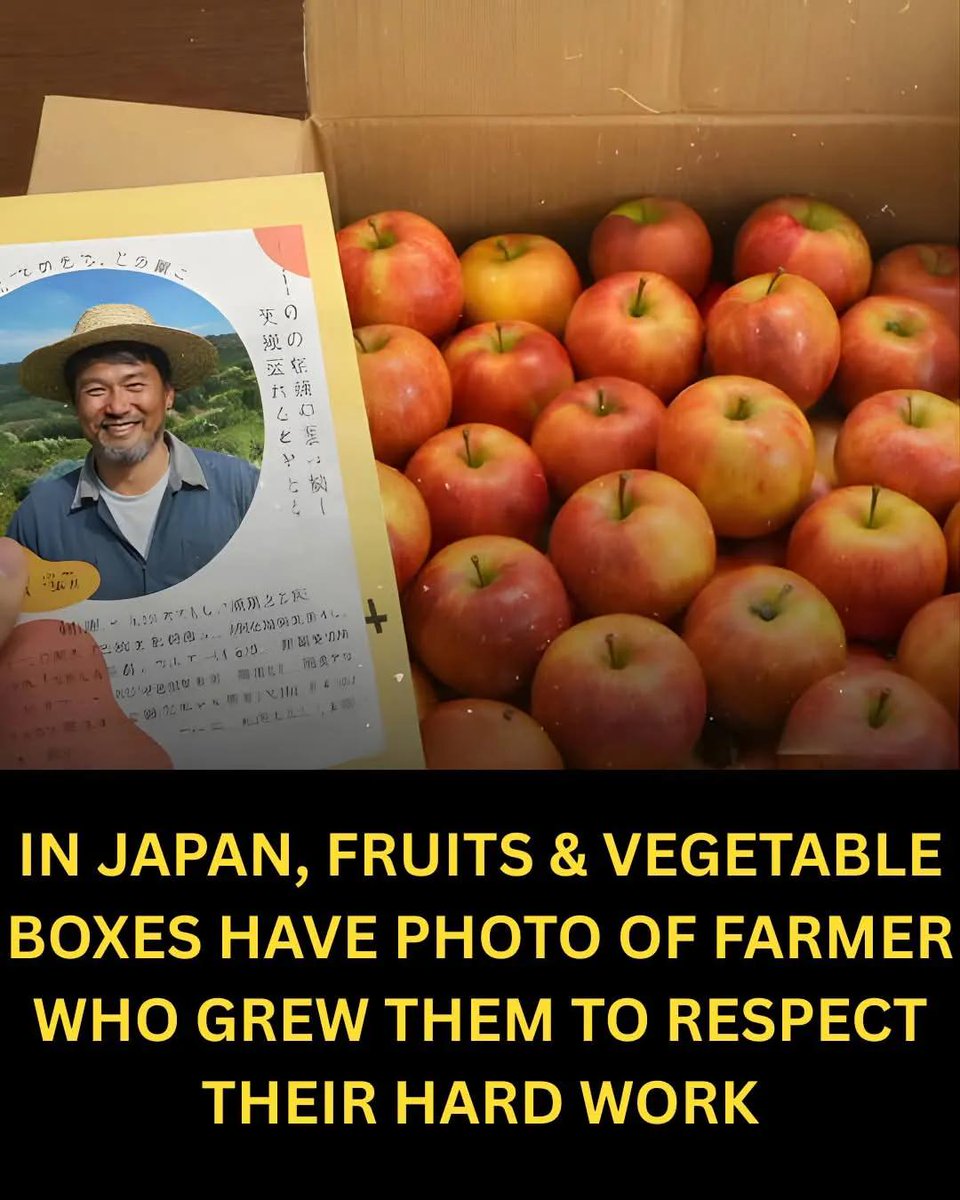 Not just fresh fruits… but fresh respect too 🧑‍🌾🍏
Small gesture, big lesson for the world.