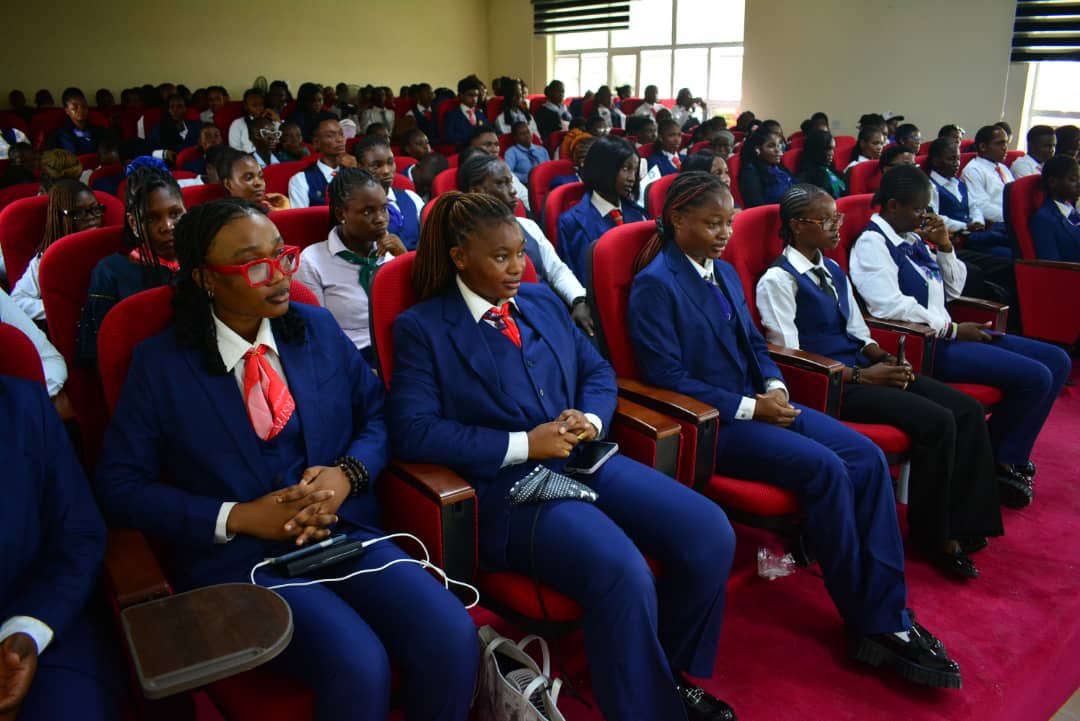 Henry Seriake Dickson tweet media