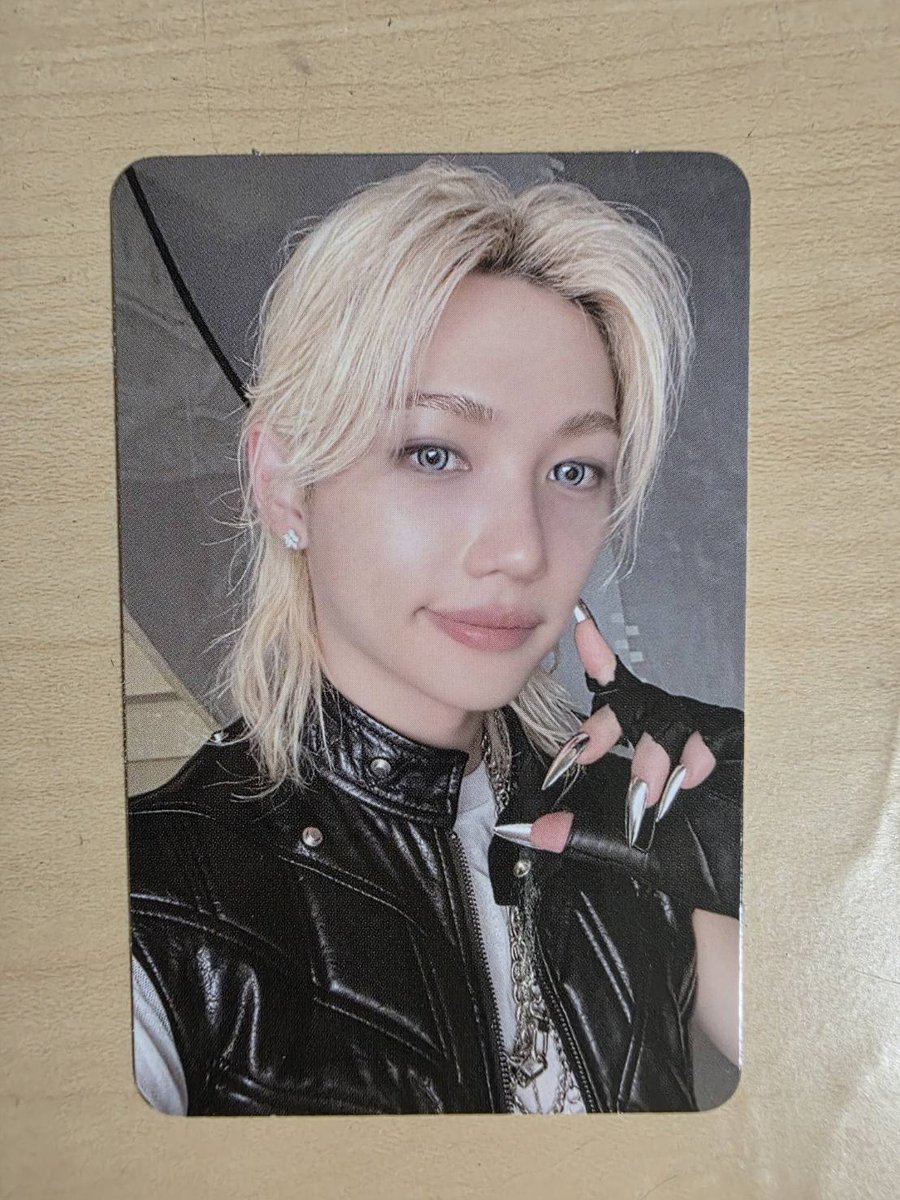 straykids skzoo スキズ　フィリックス　ポガリ　スピーカー　トレカ stray Kids do it skzoo スピーカー トレカ フィリックス - メルカリ