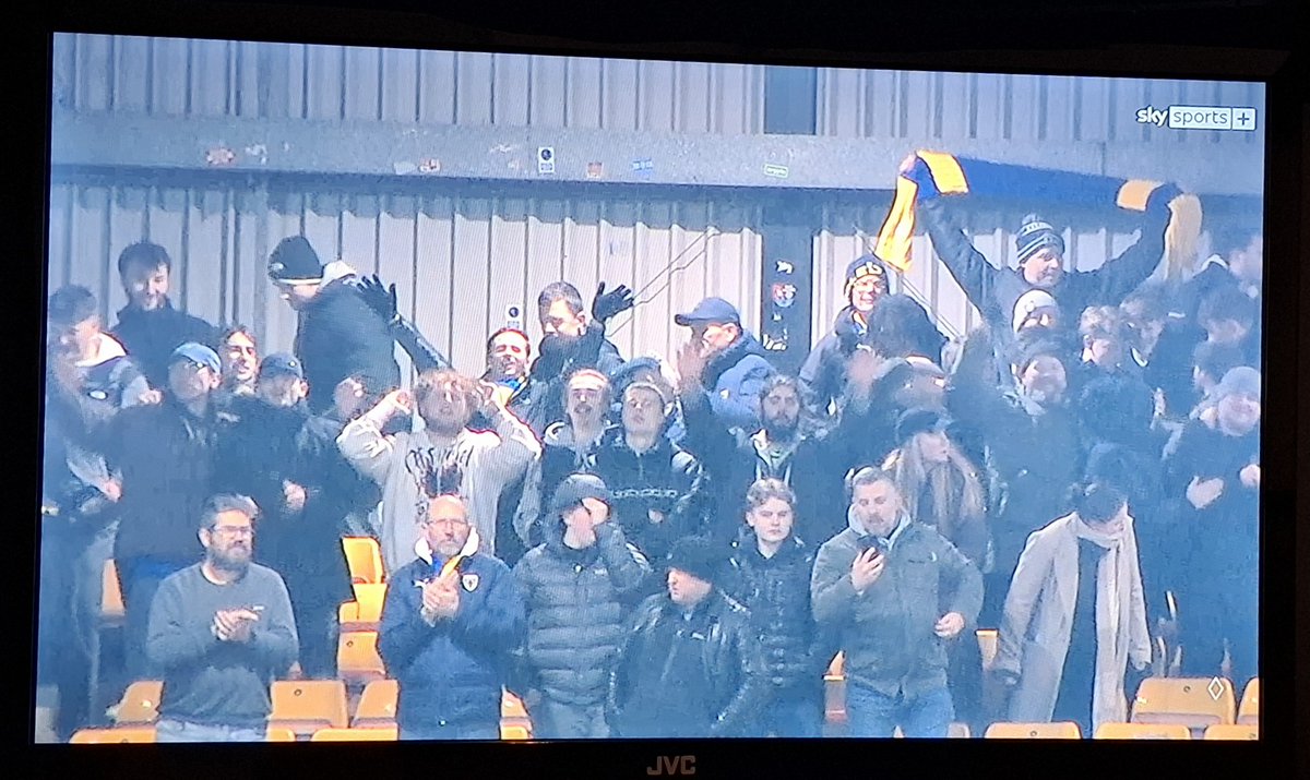 Peter W Evans tweet media