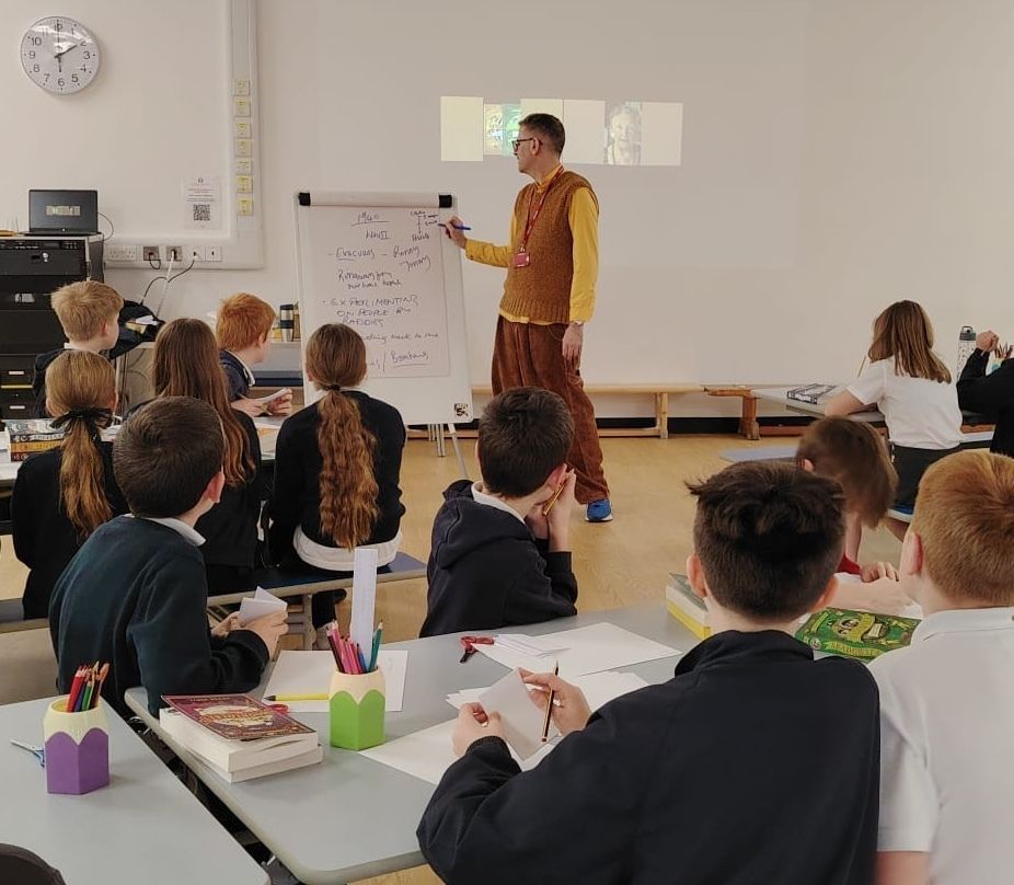 Hook Junior School tweet media