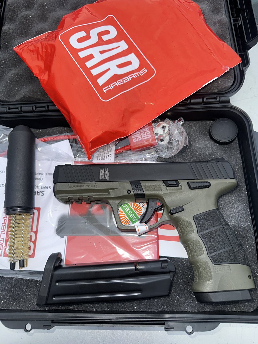 Tacticaljavi999's tweet image. Another piece to the small collection🙏First impressions is Wow! it feels high quality💯 #Buyone #Sar9 #Sarsilmaz #Turkey #USA #PSA #Godbless #Godspeed #GodblessAmerica