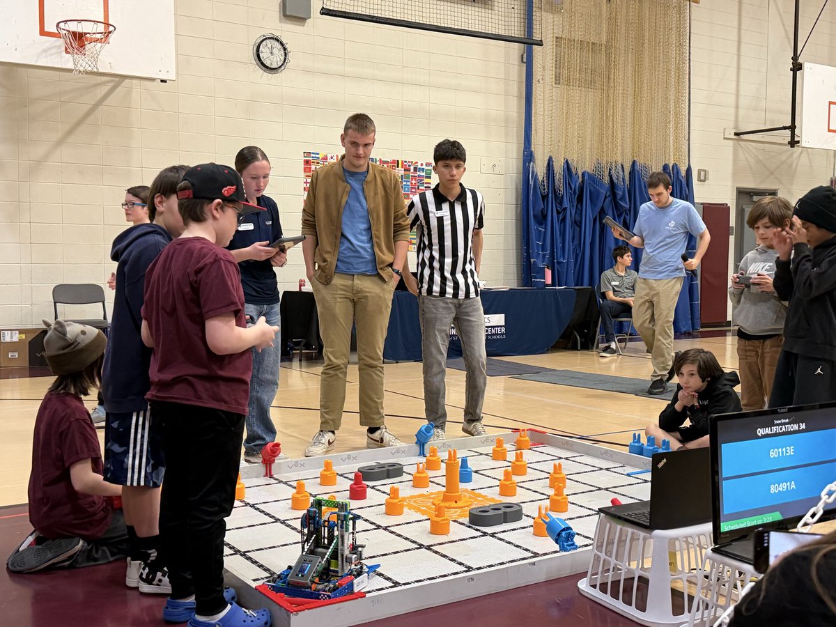 Skyline High School tweet media